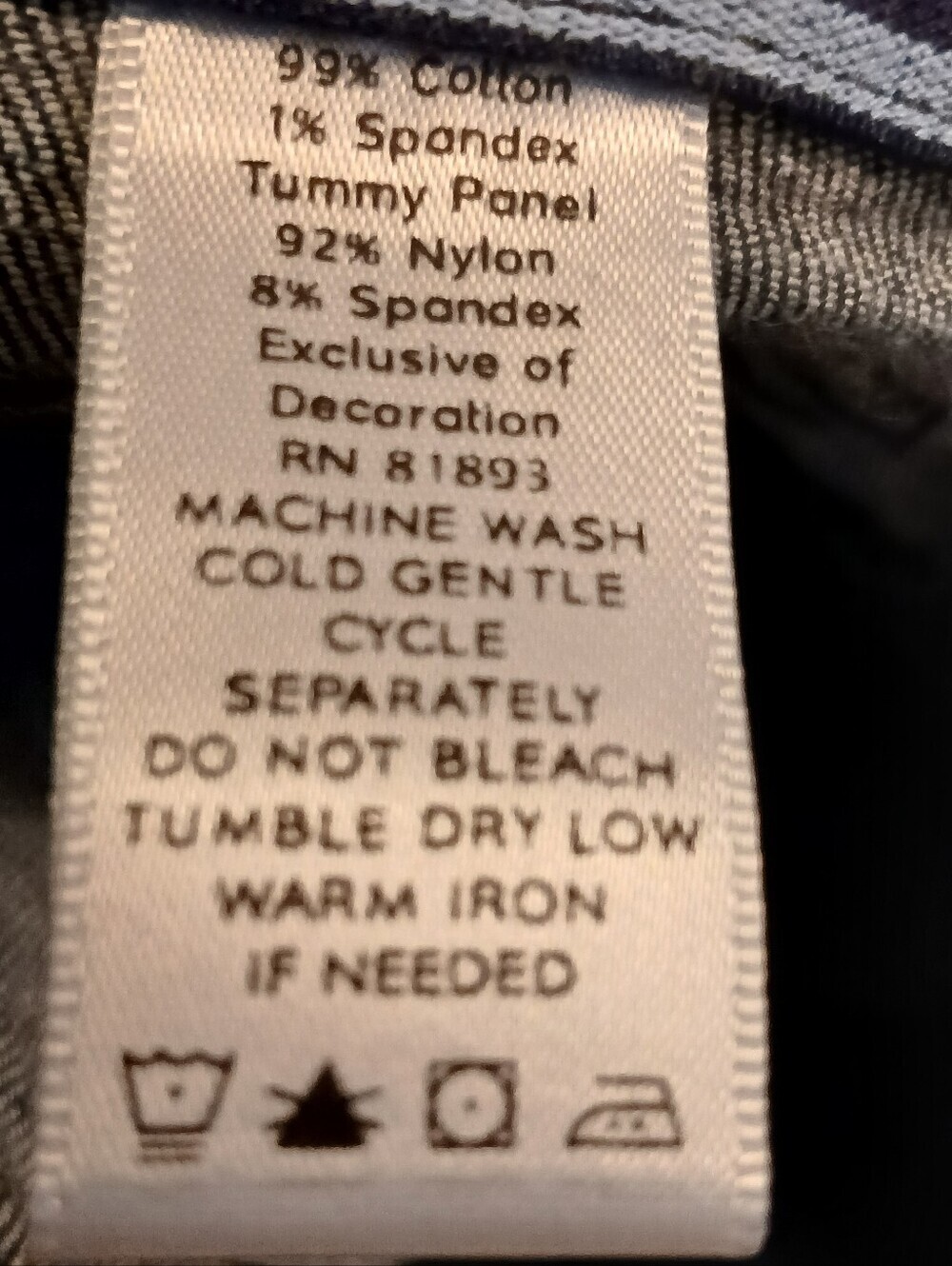 Denim And Co. Ladies Blue Jeans. Size 4 Tall - Picture 13 of 14